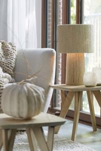 Питино настольная лампа Light & Living, белый