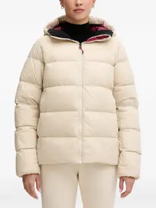 Стеганая куртка с капюшоном Peak Performance, бежевый