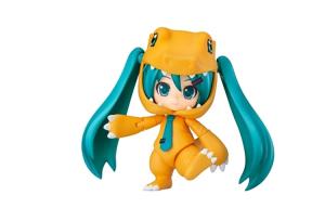 Фигурка nendoroid gsc hatsune miku digimon, agumon miku, включает подставку, 10 см chibi GOOD SMILE COMPANY