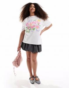 Эксклюзивная футболка Renee Studio Plus с круглым вырезом и граффити-графикой белого цвета