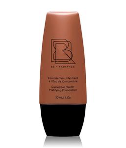 Жидкая основа BE + RADIANCE Cucumber Water Matifying Foundation, N°70, 30 ml