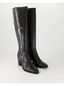 Классические ботинки черного цвета Terry