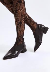 Классические туфли на каблуке Cesare Gaspari, черный