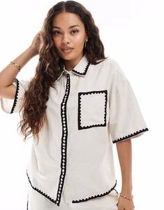 Рубашка свободного кроя Vero Moda Petite кремового цвета с контрастной строчкой