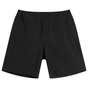 Непрозрачные шорты из нейлона Bi-Stretch Moncler, черный