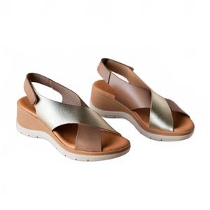 Женские сандалии Elena в комбинации бежевого и золотого цветов Eric michael