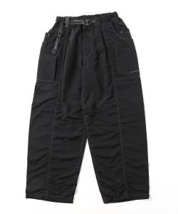 и бродить в мятых нейлоновых штанах