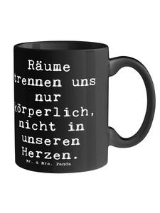 Кружка в честь разлуки с родителями с надписью на черном фоне Mr. & Mrs. Panda