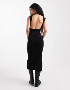 Платье миди Noisy May Petite с рюшами, черное, без косточек