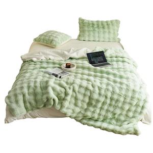 Пледы, пледы для дивана и флисовые одеяла SASSENSI, изумруд