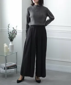 Широкие брюки с передними складками Pourvous, цвет Black