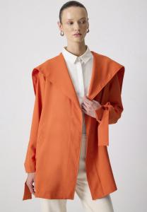 Короткое пальто Touché Privé, оранжевый