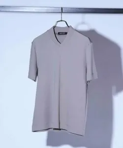 Гладкая, шелковистая футболка с V-образным вырезом, приталенного кроя Union Station, цвет Gray