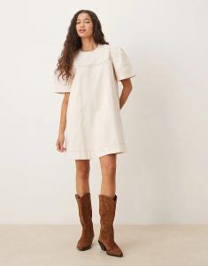 Мини-платье Ghospell Quincey цвета слоновой кости с заклепками