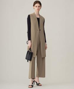 Жилет из шерсти, эластичный в двух направлениях, можно стирать.