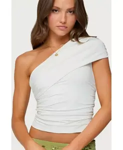 Женский топ на одно плечо со сборками и отворотами Edikted, белый