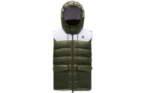 Жилет мужской темно-зеленый Moncler