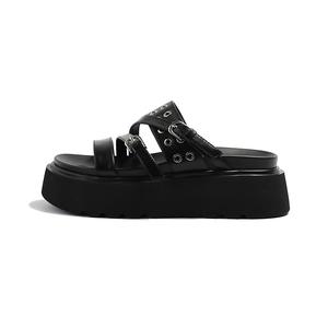 Женские тапочки-слайды из полиуретана, устойчивые к истиранию MIS. DANNY, Black