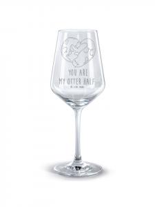 Бокал для вина Сердце Выдры с надписью на прозрачном фоне Mr. & Mrs. Panda