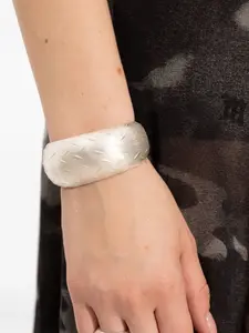 Браслет-кафф с узором Misbhv, серебристый