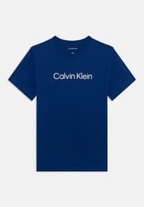 Футболка Calvin Klein Jeans LOGO UNISEX , Bold Blue/Blue