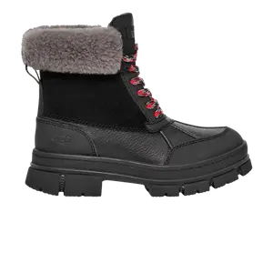 Ботинки UGG Wmns Ashton Addie, черный