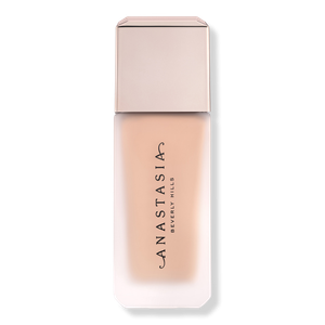Безупречная матирующая тональная основа, создающая эффект второй кожи. Anastasia Beverly Hills, 3CR (light to medium skin with cool rosy undertones)
