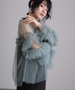 Топ из собранного тюля