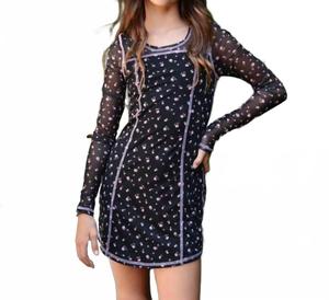 Romi Платье с длинными рукавами в черном цвете KatieJnyc