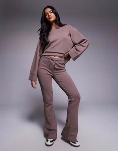 Комбинируемые расклешенные джоггеры цвета темно-серого Asos Design