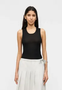 Исида на вершине Sœur, Noir