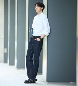 Джинсы прямого кроя Wrangler Cool из влагоотводящей и быстросохнущей ткани.