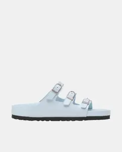 Женские сандалии с тремя ремешками из натуральной лакированной кожи Birkenstock, светло-голубой