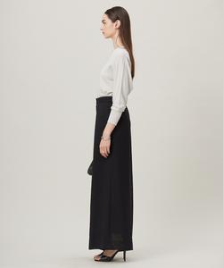 Моющаяся синтетическая трикотажная ткань высокой плотности с V-образным вырезом