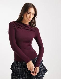 Топ Miss Selfridge со сборками и разрезом на горловине, сливовый