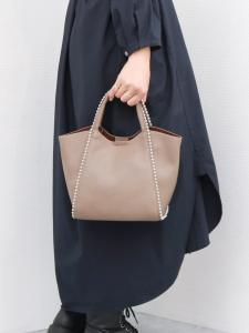 (L) Двусторонняя мини-сумка Cachecache/с шариковой цепочкой