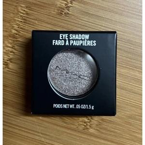 Тени для век LES Artiste Frost 1,5G, Mac