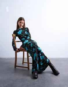 Платье макси Topshop с цветочным принтом, вырезом-лодочкой и длинными рукавами шоколадного цвета