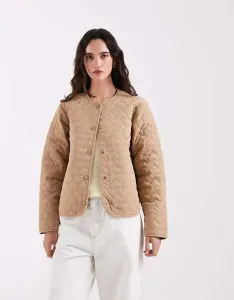 Светло-коричневая стеганая куртка с сердечками ONLY