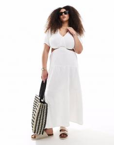 Esmée Curve - эксклюзивное многоярусное пляжное макси-платье белого цвета с декоративным вырезом Esmee Curve