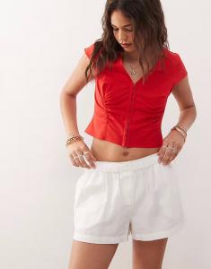 Топ COLLUSION с глубокими рукавами-крылышками и отделкой крючками и петлями красного цвета