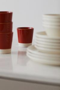 Керамическая кружка H&M, красный