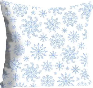 Декоративная подушка Queence "Снег", с зубчатыми снежинками, чехол без наполнителя, 1 шт 40х40 см, цвет babyblau + bedruckt