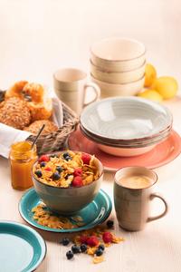 Комбинированный сервиз 16 шт Mäser, мультиколор