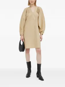 Мини-платье с объемными рукавами и V-образным вырезом By Malene Birger, бежевый