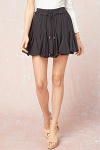 Черная юбка-шорты с рюшами Entro