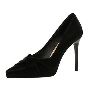 YAFEI XUANYU Стройные каблуки на шпильке 10,5 см женские черные, цвет Black