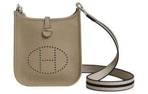 Кожаная сумка-кроссбоди Evelyne Clemence Bullock Evelyn через плечо унисекс Marfa бежевый и светло-серо-коричневый и черный HERMES