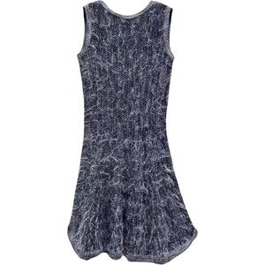 19P Женское платье без рукавов CHANEL, синий