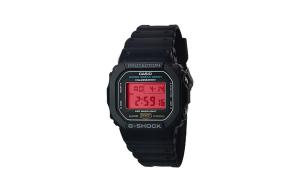 CASIO Кварцевые часы унисекс с черным циферблатом на ремешке из смолы